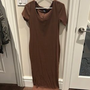 Fitted ribbed maxi dress